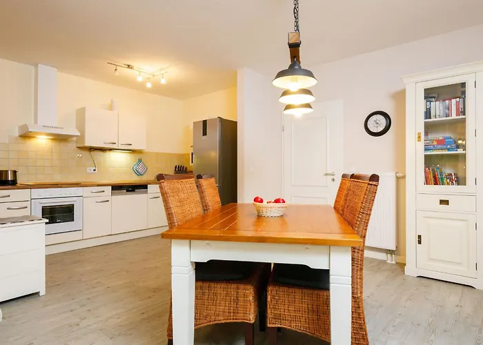 Neptun By Interhome Апартаменты